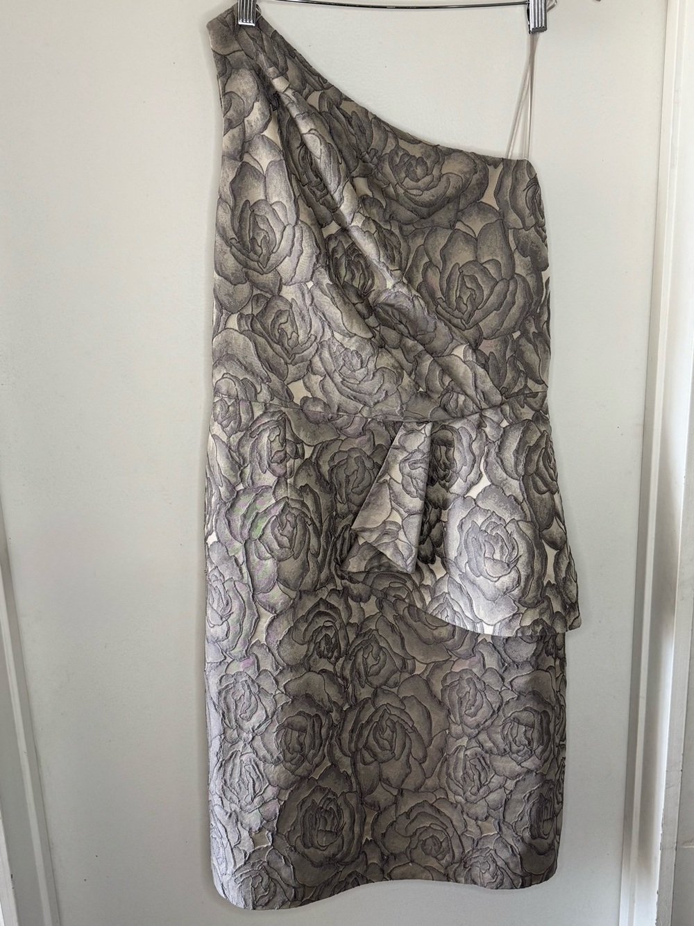 Carmen Marc Valvo Textured Gray Fabric Designer Cocktail Dress Women’s 10 EUC
